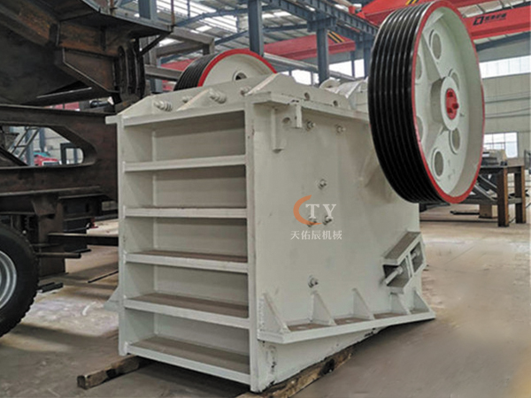 小型石灰?guī)r顎式破碎機(jī)